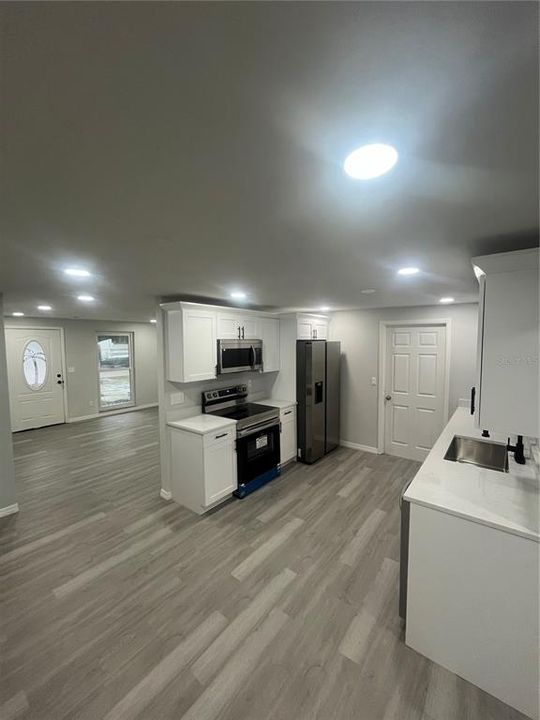 Active With Contract: $435,000 (4 beds, 2 baths, 1538 Square Feet)