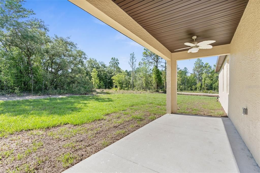 For Sale: $399,000 (3 beds, 2 baths, 1949 Square Feet)