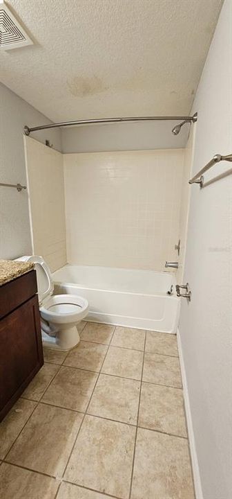 В аренду: $1,350 (1 спален, 1 ванн, 711 Квадратных фут)