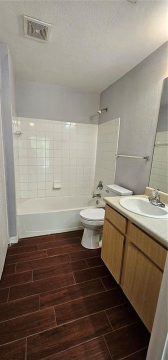 For Rent: $1,950 (2 beds, 2 baths, 1031 Square Feet)