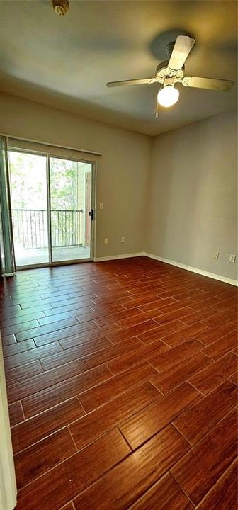 For Rent: $1,950 (2 beds, 2 baths, 1031 Square Feet)