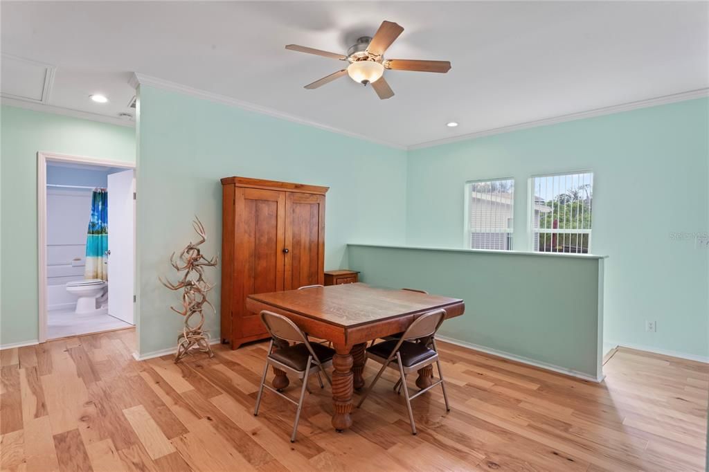 For Sale: $299,500 (3 beds, 2 baths, 1360 Square Feet)