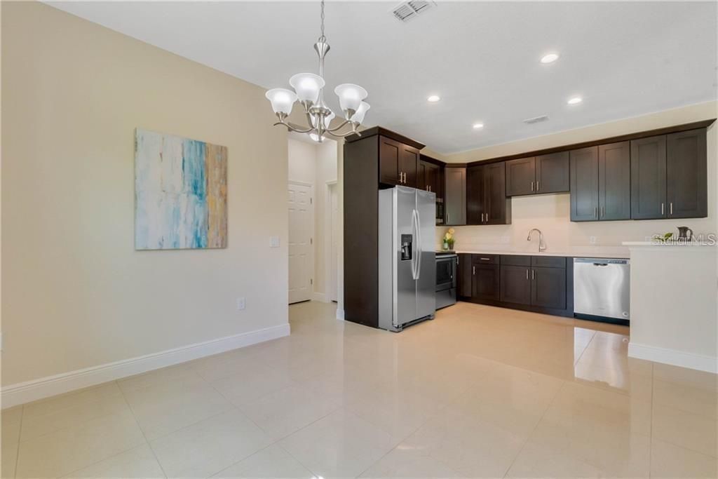 For Sale: $314,900 (3 beds, 2 baths, 1568 Square Feet)