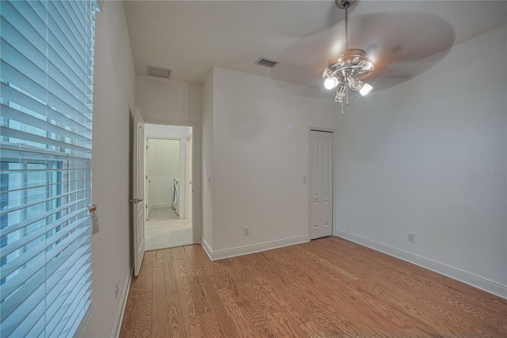 For Sale: $399,900 (2 beds, 2 baths, 1525 Square Feet)