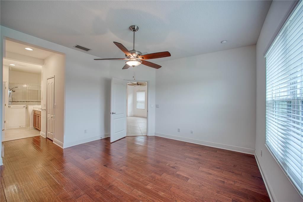 For Sale: $409,000 (2 beds, 2 baths, 1525 Square Feet)