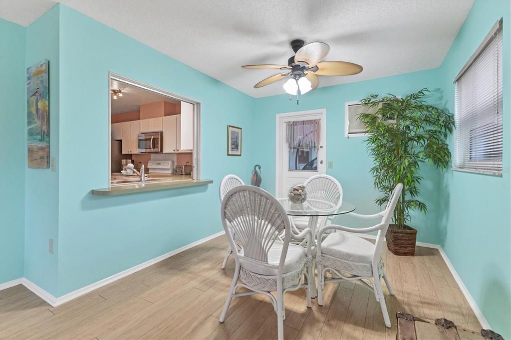 For Sale: $449,900 (2 beds, 2 baths, 1772 Square Feet)