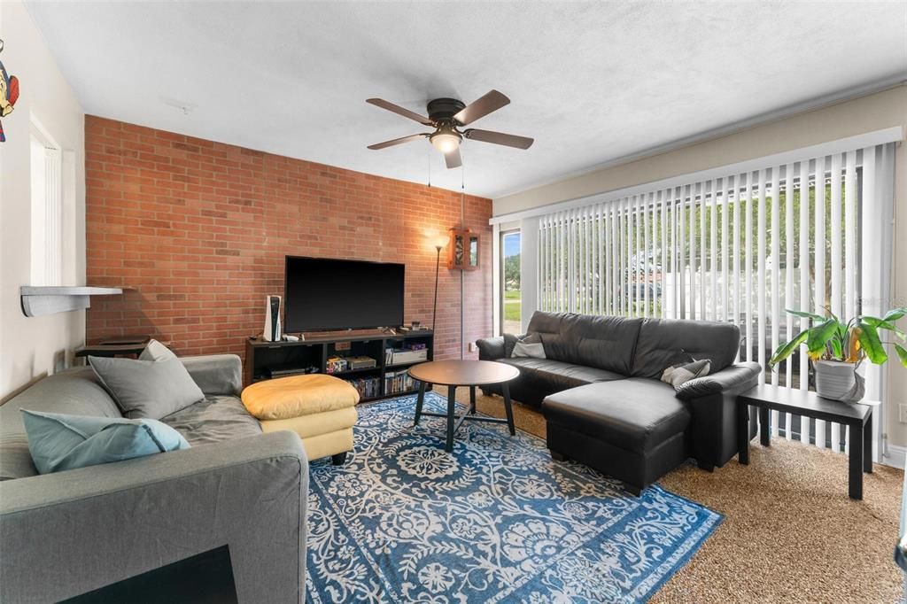 For Sale: $444,900 (3 beds, 2 baths, 1971 Square Feet)