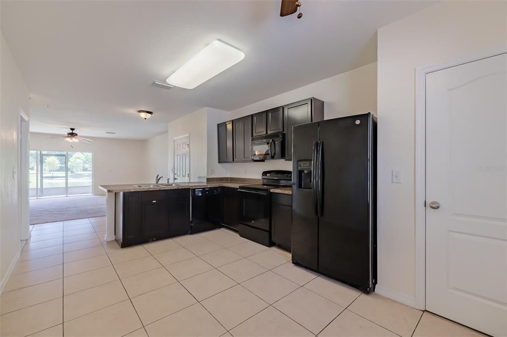 Active With Contract: $269,000 (3 beds, 2 baths, 1684 Square Feet)