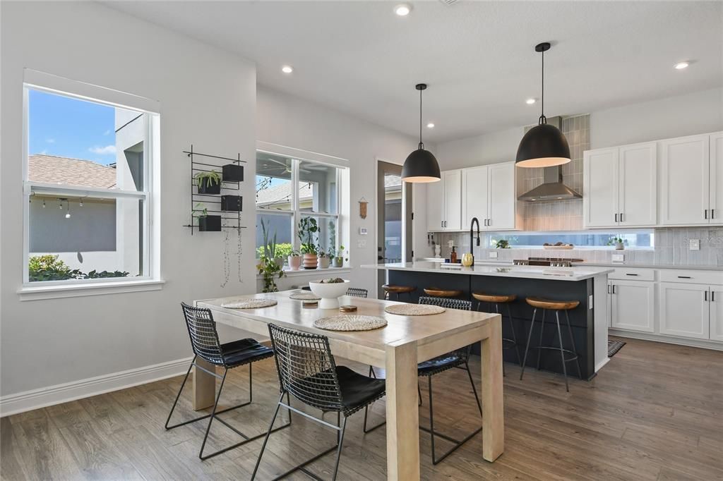 Active With Contract: $759,900 (3 beds, 2 baths, 2377 Square Feet)