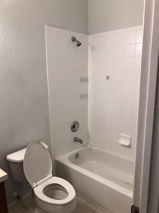 For Rent: $2,000 (3 beds, 2 baths, 1433 Square Feet)