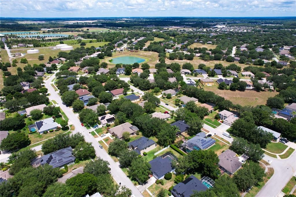 Active With Contract: $477,900 (4 beds, 2 baths, 1934 Square Feet)