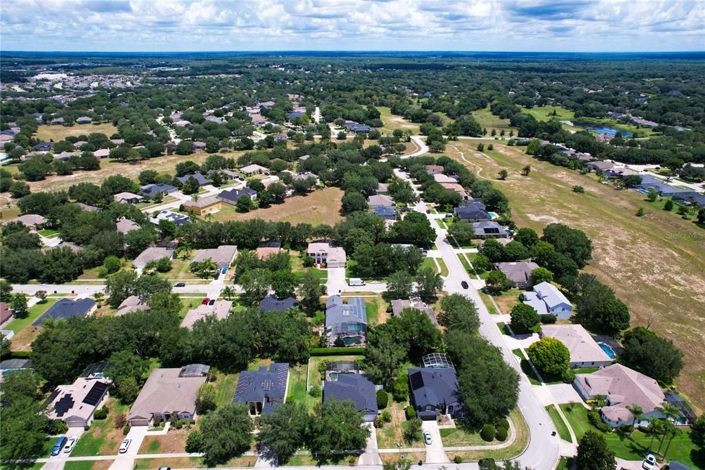 Active With Contract: $477,900 (4 beds, 2 baths, 1934 Square Feet)