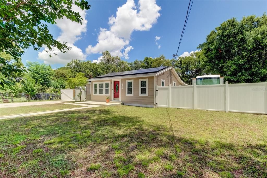 Active With Contract: $449,000 (3 beds, 2 baths, 1580 Square Feet)