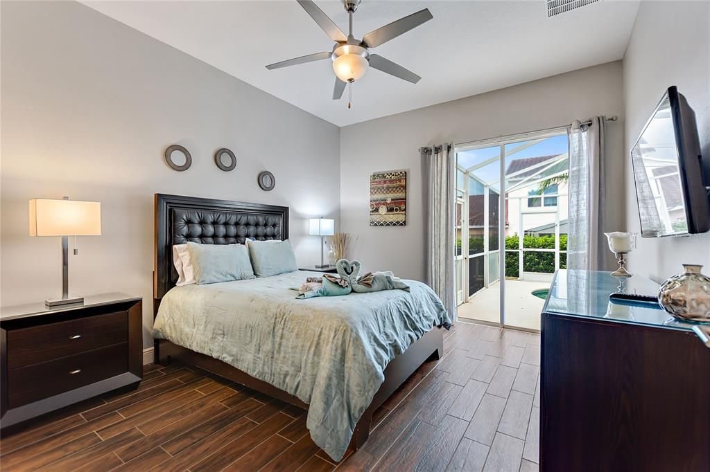 Active With Contract: $2,400 (4 beds, 3 baths, 1762 Square Feet)