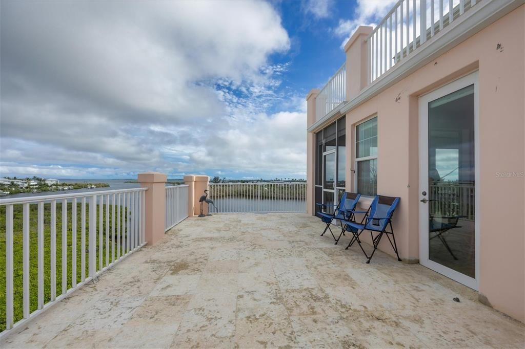 A blank canvas with views to Boca Grande