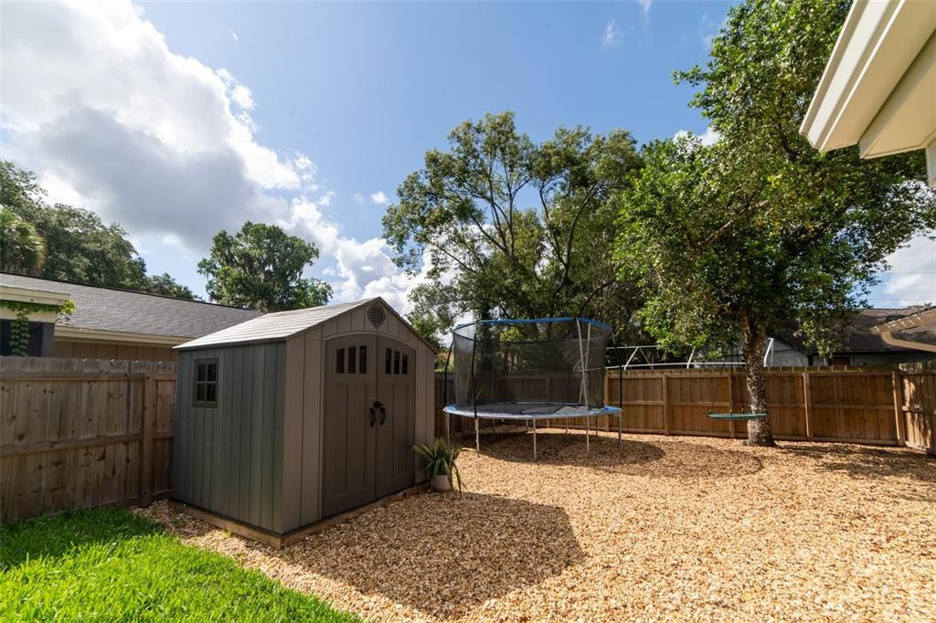 Active With Contract: $349,900 (3 beds, 2 baths, 1170 Square Feet)