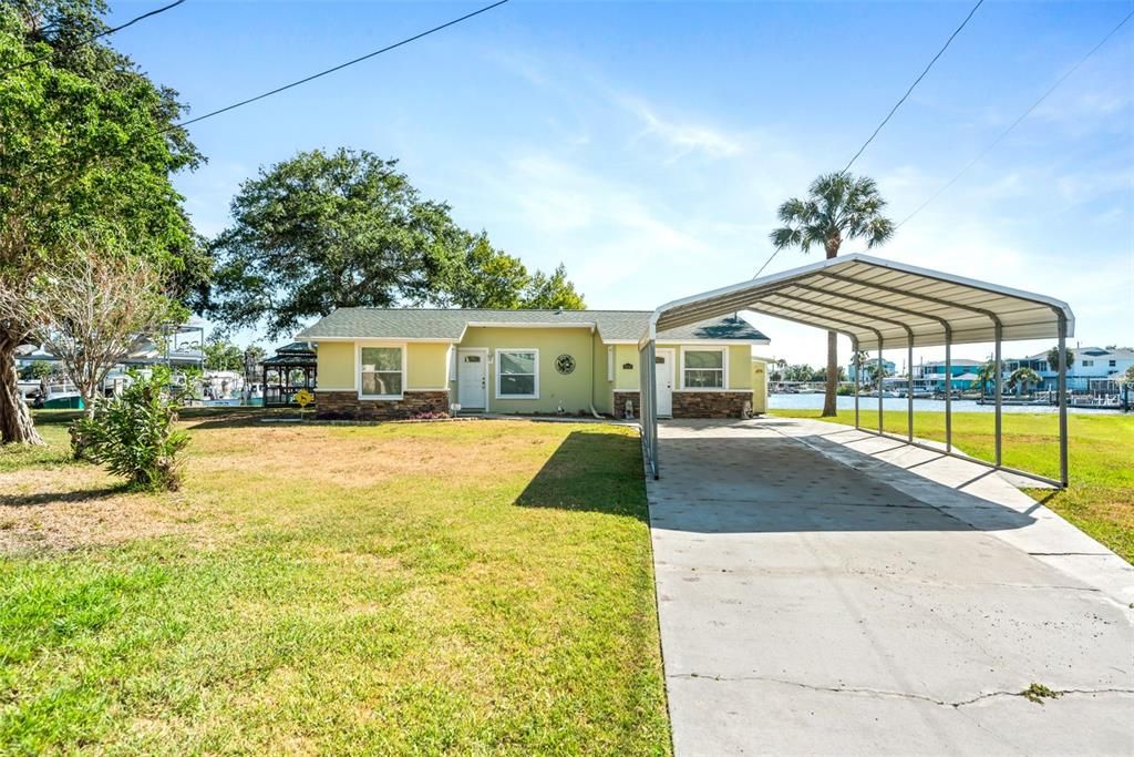 For Sale: $575,000 (3 beds, 2 baths, 1328 Square Feet)