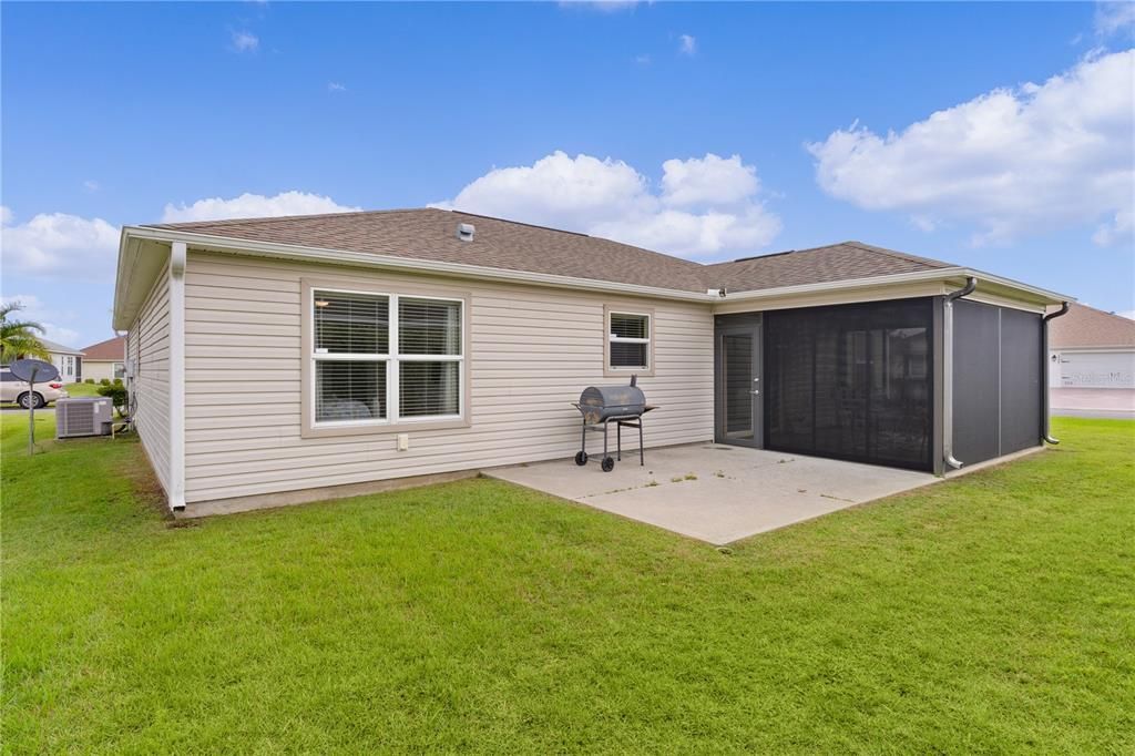 For Sale: $399,900 (3 beds, 2 baths, 1392 Square Feet)