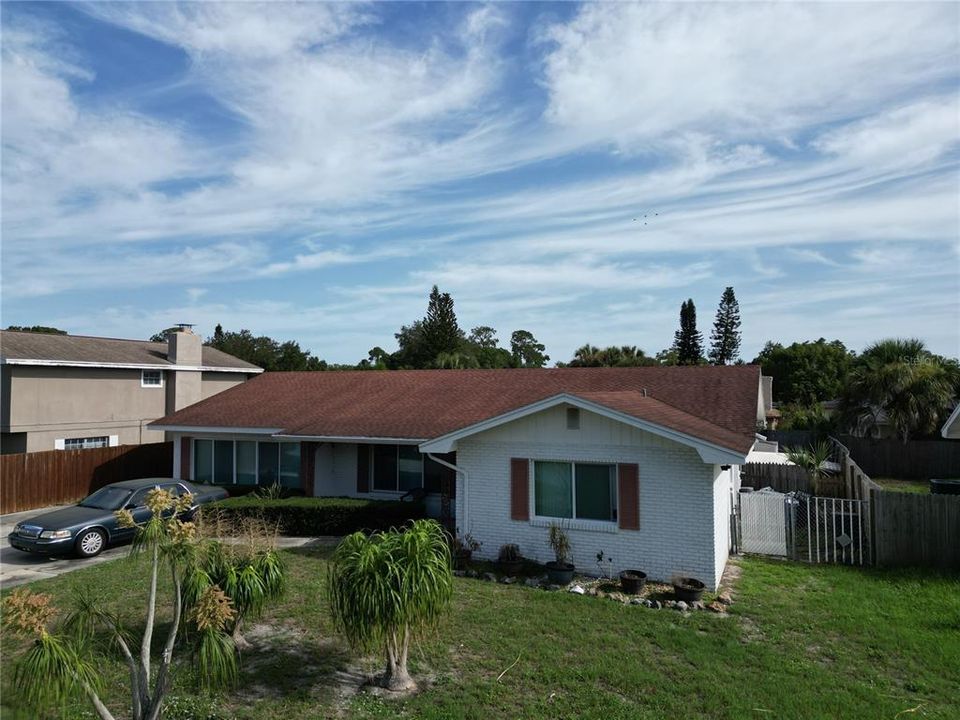 Active With Contract: $270,000 (3 beds, 2 baths, 2256 Square Feet)