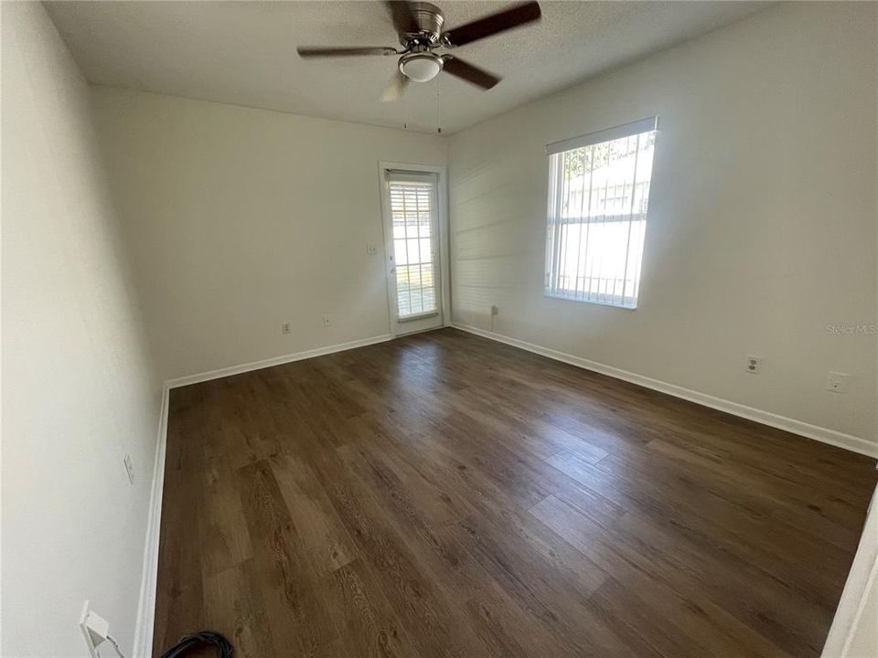 For Rent: $2,400 (3 beds, 2 baths, 1790 Square Feet)