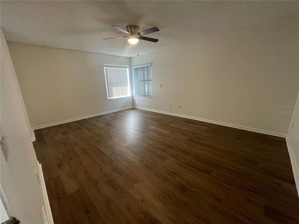 For Rent: $2,400 (3 beds, 2 baths, 1790 Square Feet)