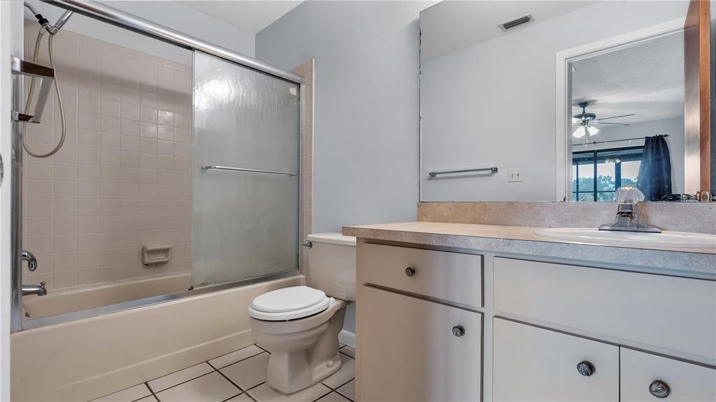 For Sale: $156,000 (2 beds, 2 baths, 774 Square Feet)