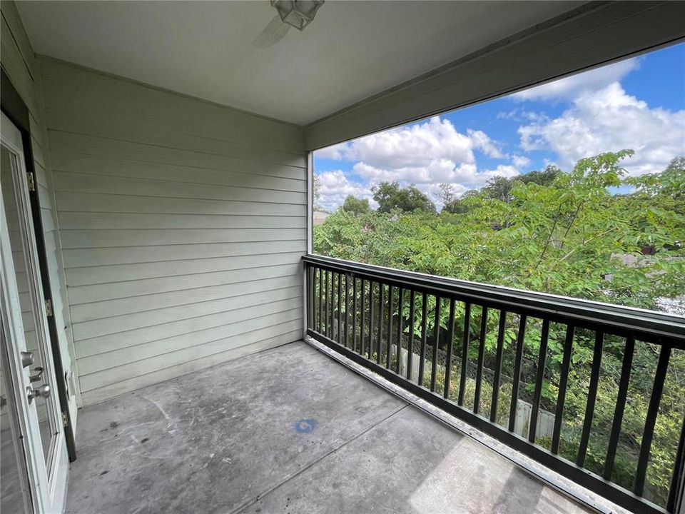 Private Screened Porch