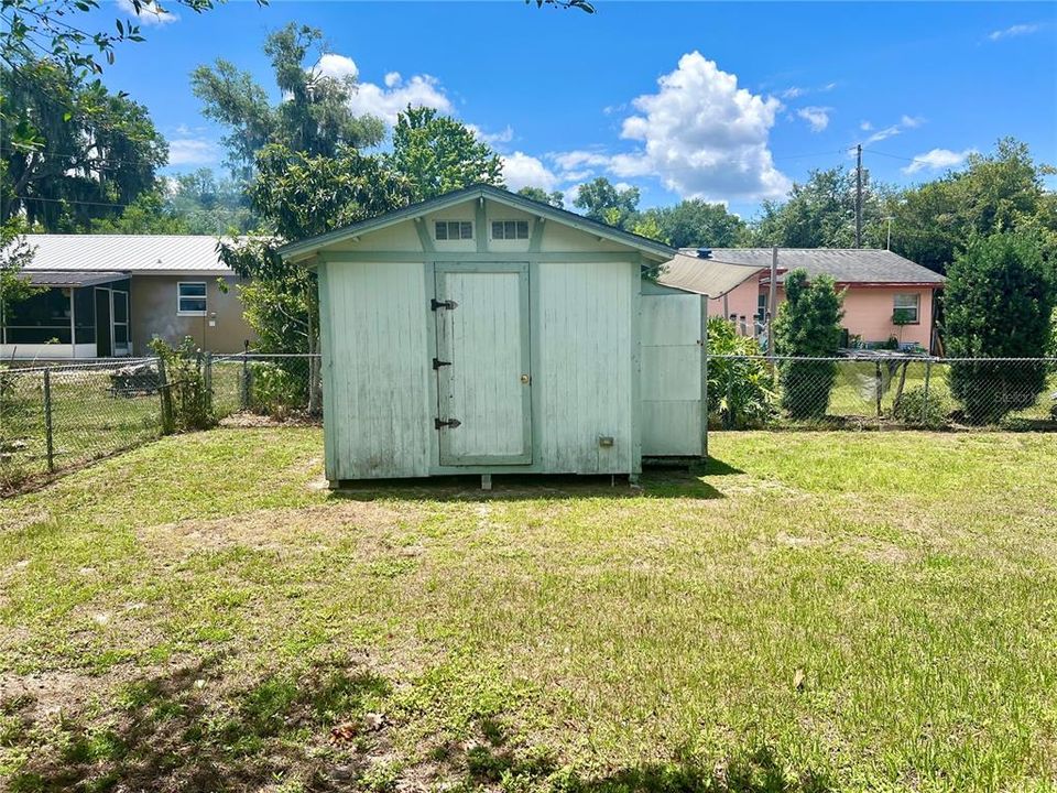 Storage shed