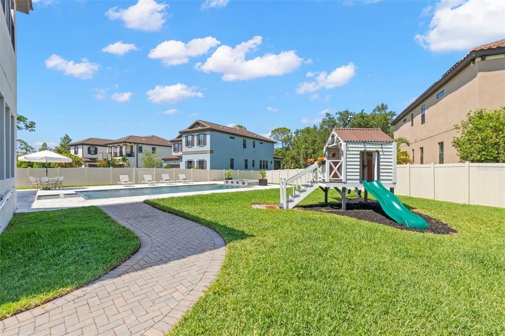 Cute playhouse!