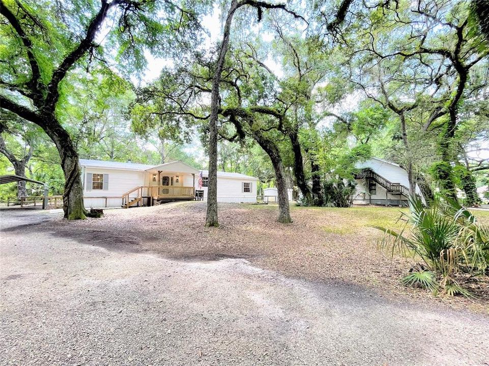 For Sale: $310,000 (3 beds, 2 baths, 1973 Square Feet)