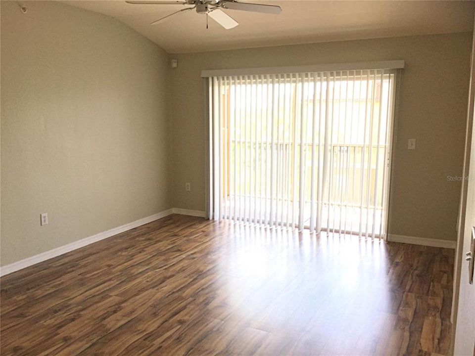 For Sale: $279,900 (3 beds, 2 baths, 1232 Square Feet)