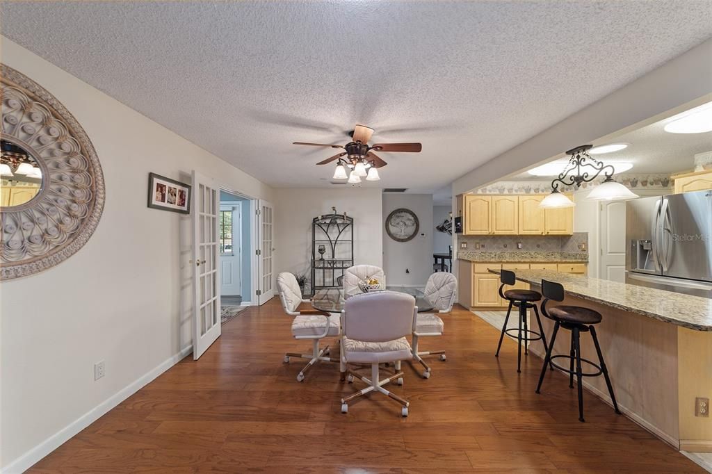 For Sale: $226,900 (2 beds, 2 baths, 1775 Square Feet)