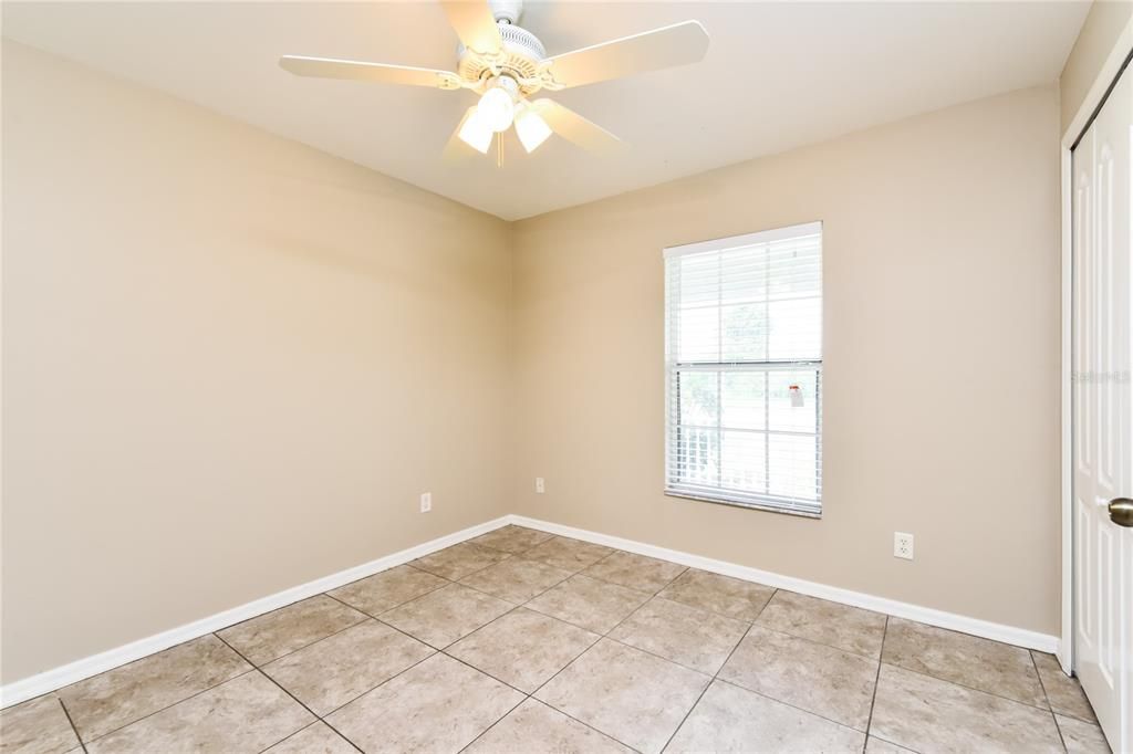 For Rent: $2,125 (3 beds, 2 baths, 1408 Square Feet)