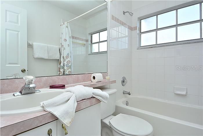 Shared, 3rd bathroom (upstairs)