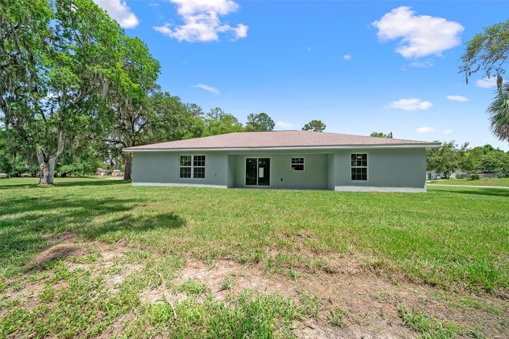 For Sale: $385,000 (3 beds, 2 baths, 1659 Square Feet)