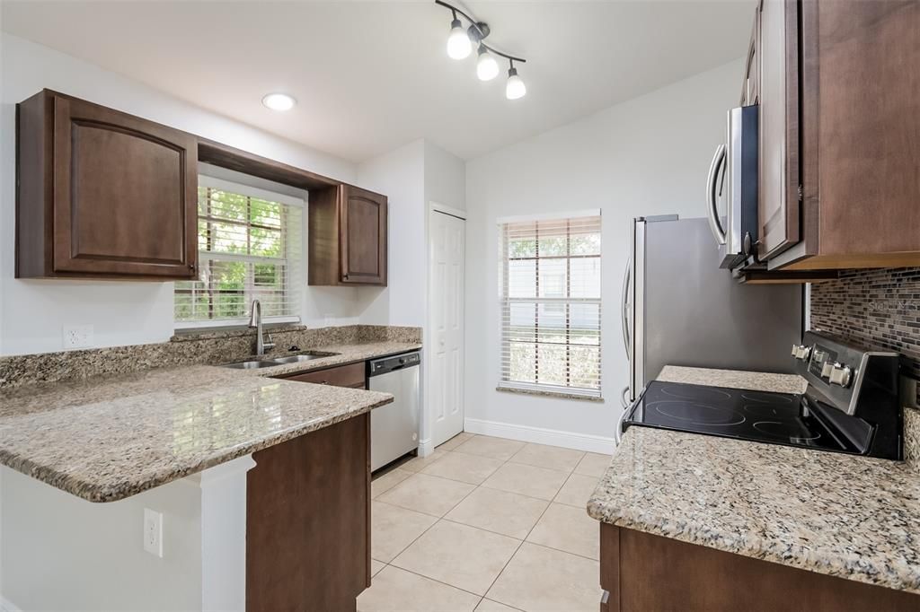 Active With Contract: $280,000 (3 beds, 2 baths, 1205 Square Feet)