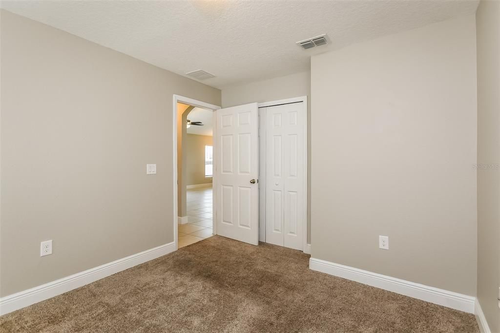 For Sale: $307,500 (4 beds, 2 baths, 1669 Square Feet)