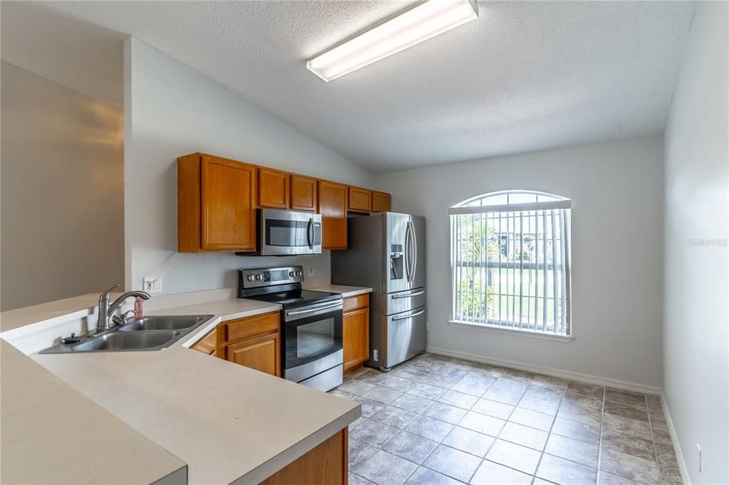 For Sale: $309,900 (3 beds, 2 baths, 1232 Square Feet)