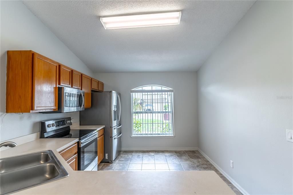 For Sale: $309,900 (3 beds, 2 baths, 1232 Square Feet)
