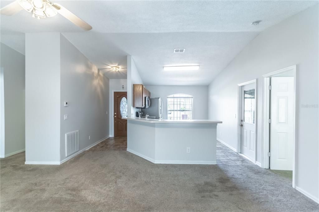 For Sale: $309,900 (3 beds, 2 baths, 1232 Square Feet)