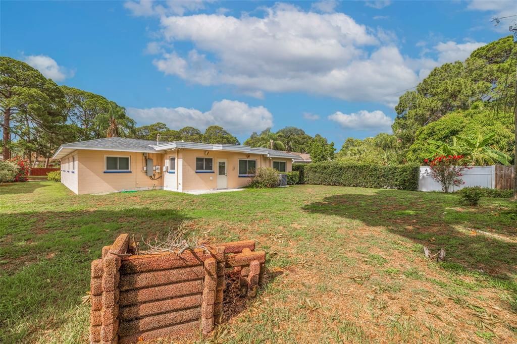 For Sale: $575,000 (3 beds, 2 baths, 2240 Square Feet)