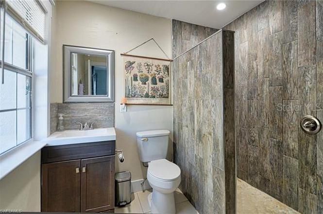 待售: $850,000 (4 贝兹, 2 浴室, 2132 平方英尺)