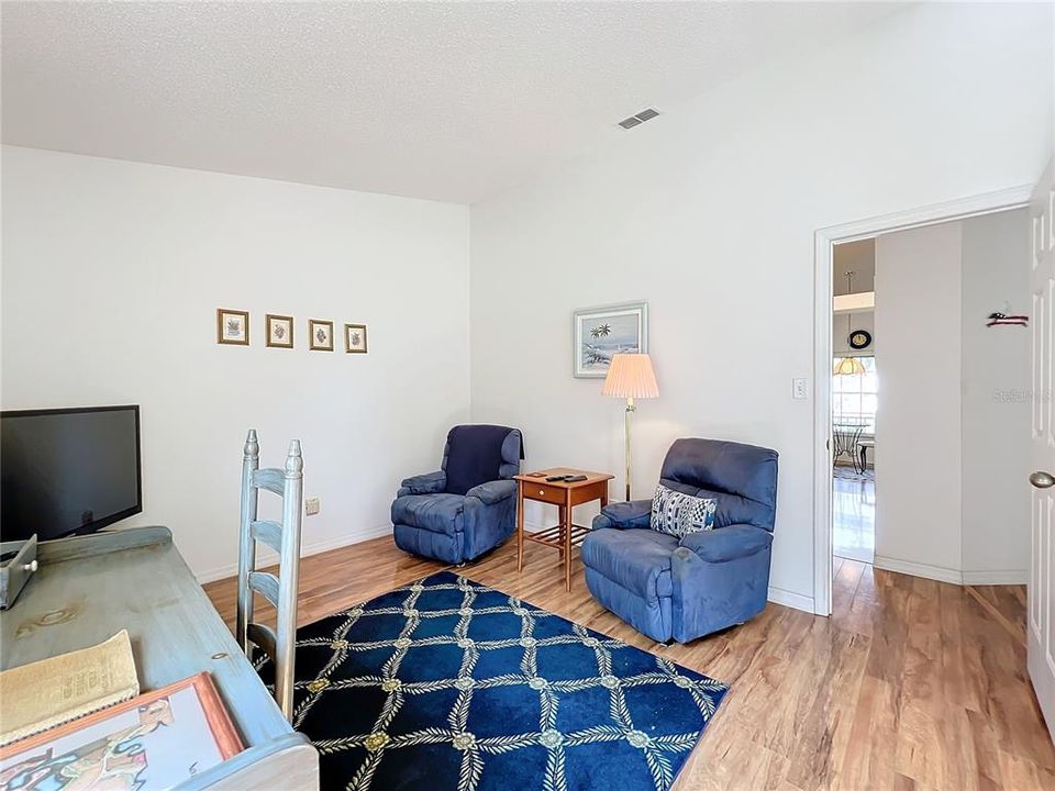 For Sale: $288,500 (2 beds, 2 baths, 1746 Square Feet)