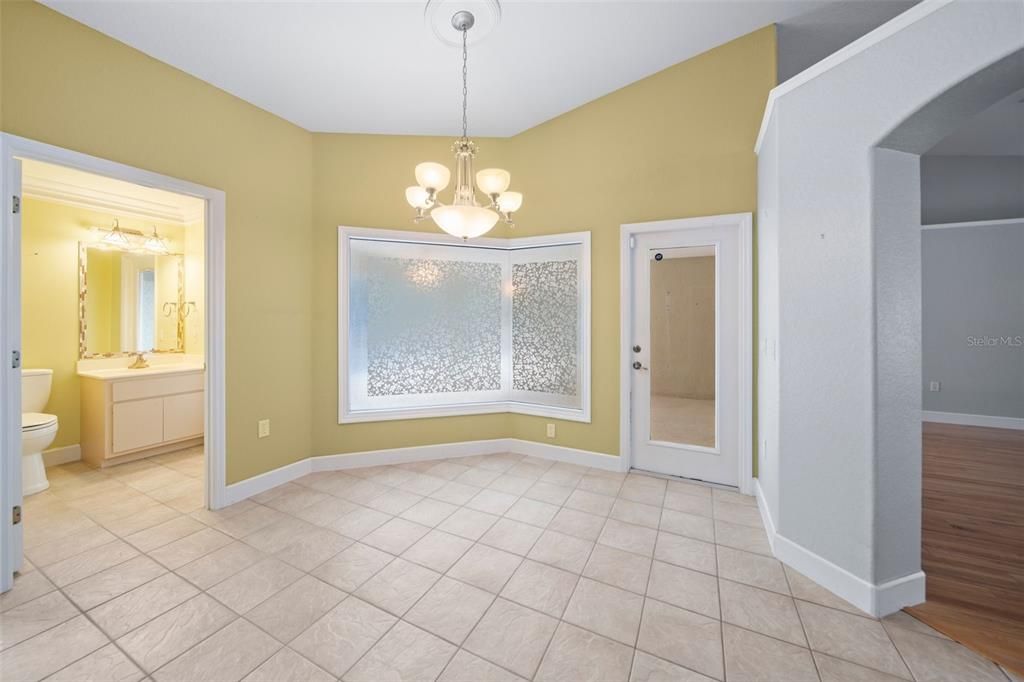 For Sale: $459,900 (3 beds, 2 baths, 2382 Square Feet)