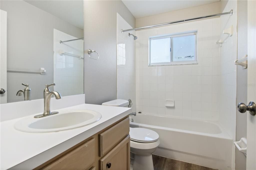 For Sale: $339,900 (3 beds, 2 baths, 1248 Square Feet)