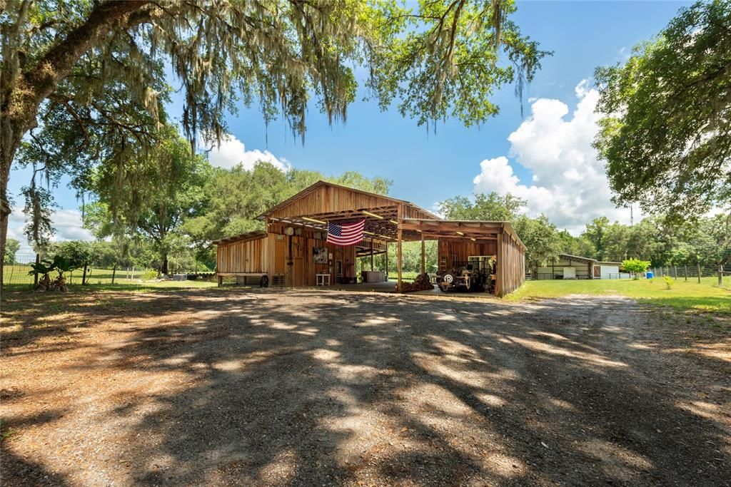 For Sale: $995,000 (3 beds, 1 baths, 1900 Square Feet)