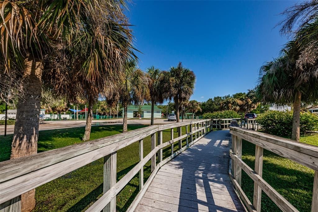 Active With Contract: $799,900 (3 beds, 2 baths, 1646 Square Feet)