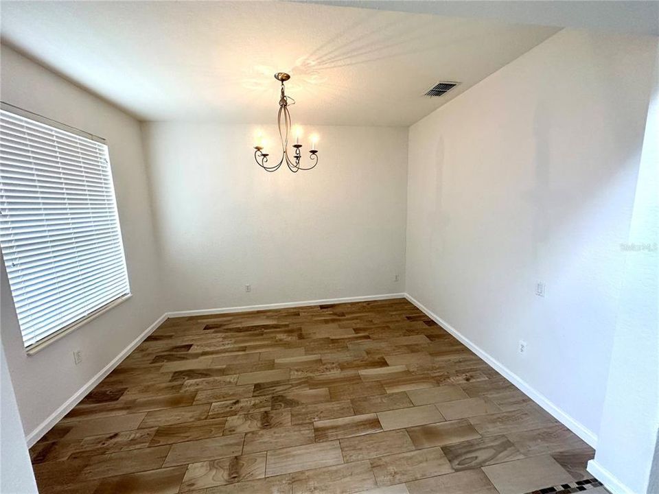 For Rent: $3,000 (4 beds, 2 baths, 2391 Square Feet)