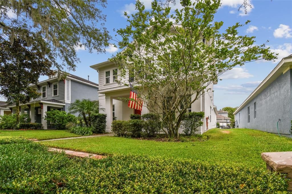 For Sale: $565,000 (3 beds, 2 baths, 2409 Square Feet)