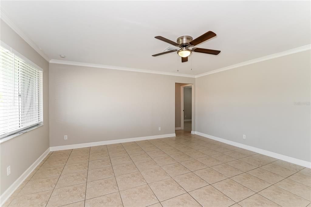 For Rent: $2,595 (3 beds, 2 baths, 1312 Square Feet)